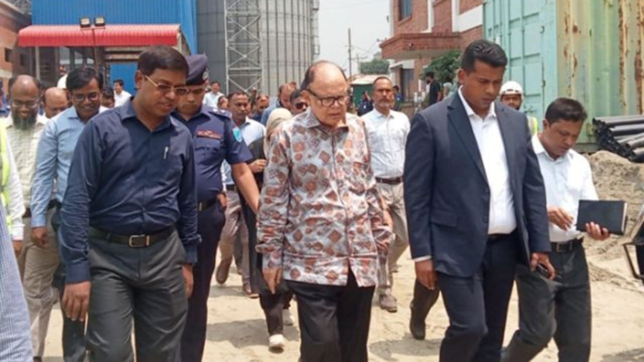 নারায়ণগঞ্জে খাদ্য উপদেষ্টা আলী ইমাম মজুমদার