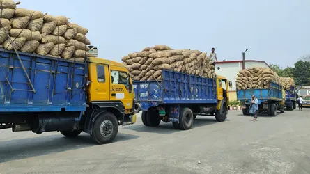পঞ্চগড় থেকে নেপালে ২৭৩ টন আলু রফতানি