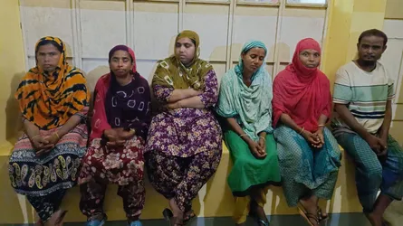 পানছড়ি সীমান্তে বিএসএফের পুশ ইন, ৩০ গুজরাটি আটক
