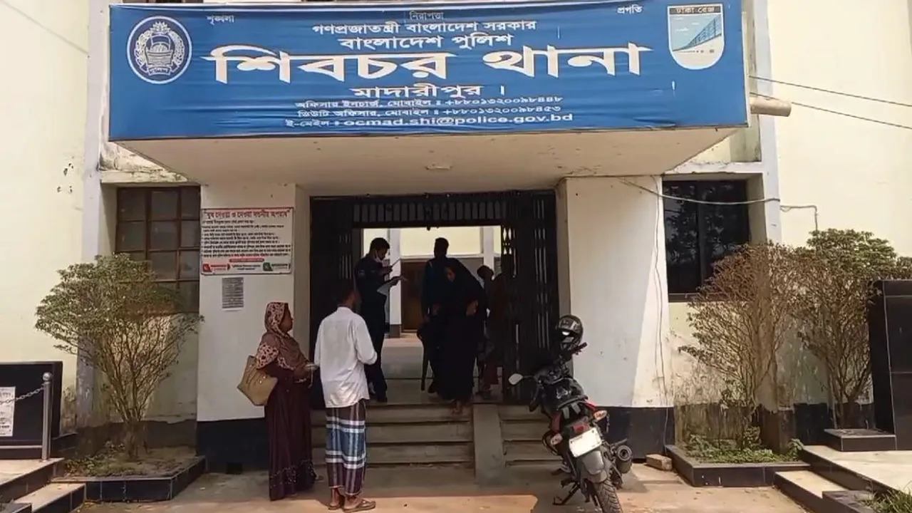 মাদারীপুরের শিবচরে ভ্যান চালকের লাশ উদ্ধার