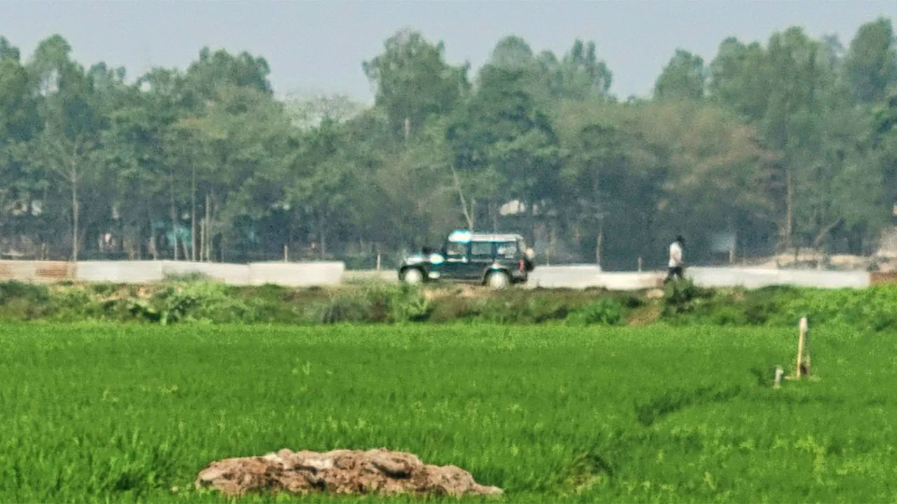 ফুলবাড়ী সীমান্তে পতাকা বৈঠক
