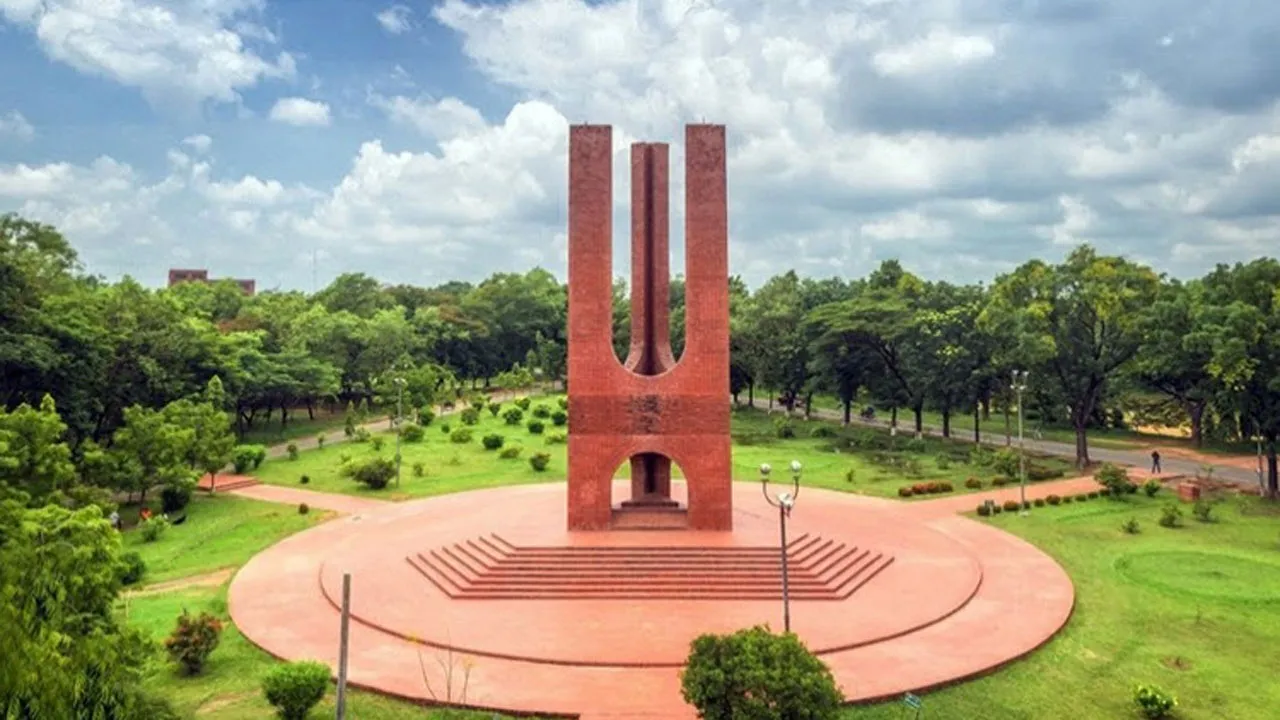 জাবিতে ভর্তি পরীক্ষায় চ্যাটজিপিটি ব্যবহার, শিক্ষার্থী আটক