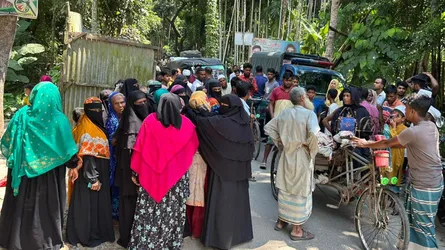 সালথায় নাতনিকে মাদরাসায় পৌঁছে দিয়ে ফেরার পথে বৃদ্ধার মৃত্যু
