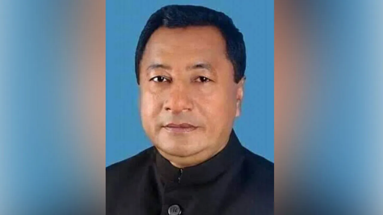 আমতলীর সাংবাদিক নির্যাতনকারী ইউপি চেয়ারম্যান গ্রেফতার