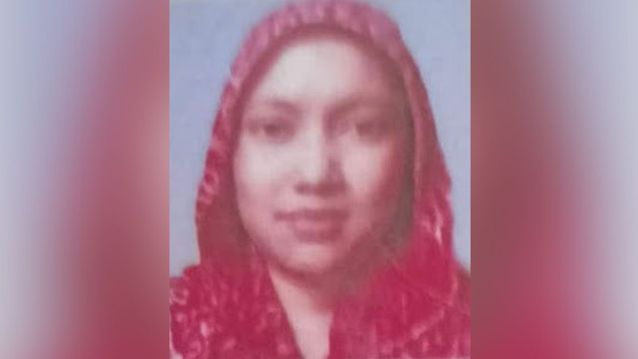 Noori Begum (38)