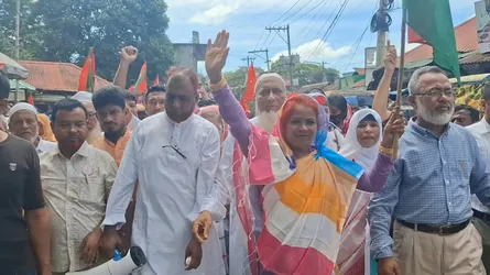 নারায়ণগঞ্জে মহিলা দলের কেন্দ্রীয় সাংগঠনিক সম্পাদকের নেতৃত্বে বিশাল শোডাউন