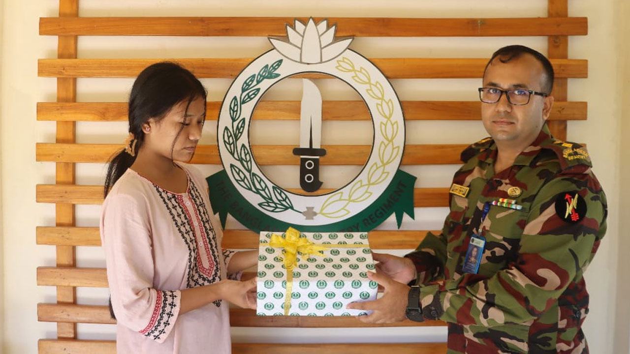 Army's humanitarian aid and textbook distribution