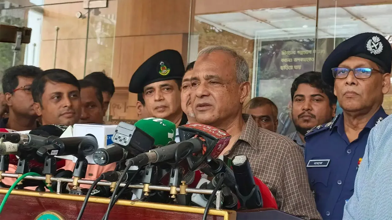 দুর্গাপূজায় অনাকাঙ্ক্ষিত ঘটনা এড়াতে চালু হচ্ছে অ্যাপ