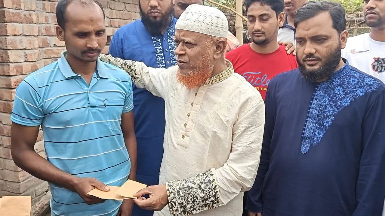 জামায়াতের মানবিক সহায়তা নিরপেক্ষ : নূরুল ইসলাম বুলবুল