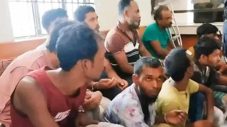 শ্রীপুরে র‌্যাবের গাড়িতে হামলায় আটক ১৪