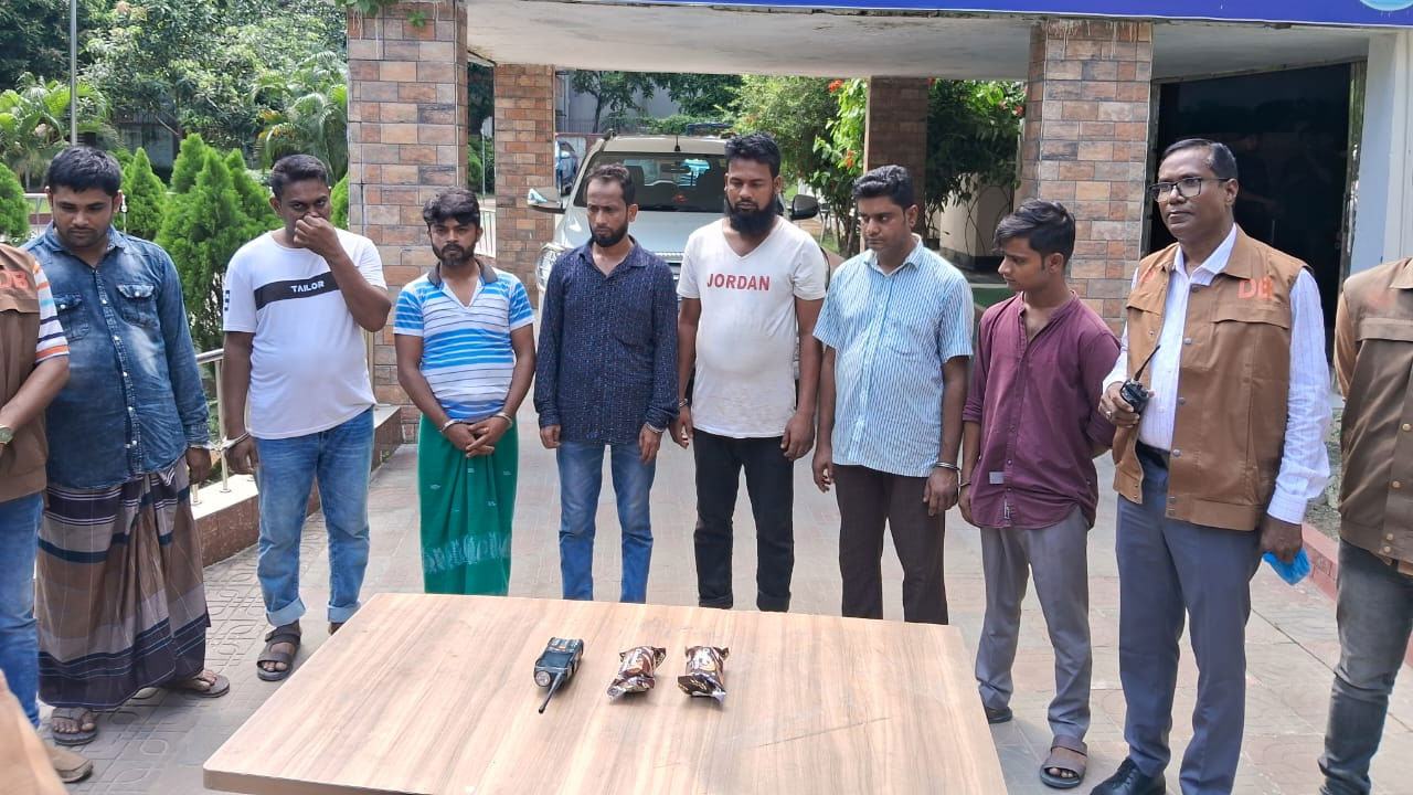 Seven members of an inter-district gang involved in easy bike theft