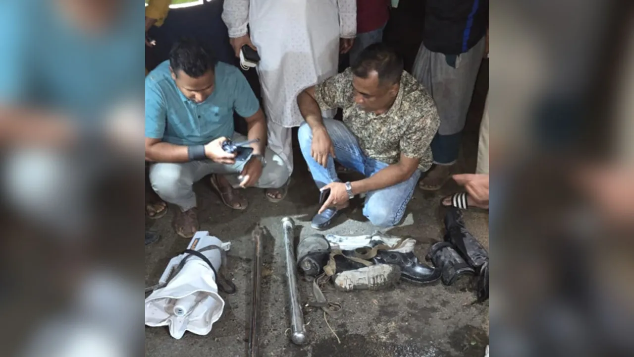 ঈদগাঁও থানা থেকে লুণ্ঠিত অস্ত্র উদ্ধার