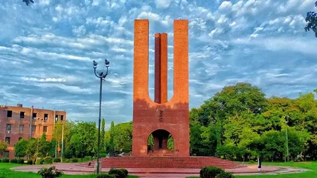 জাবির আবাসিক হলে নবীনদের র‍্যাগিংয়ের অভিযোগ