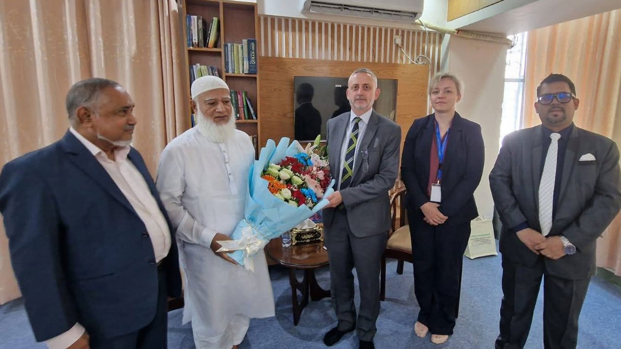 EU Ambassador pays courtesy call on Jamaat Ameer