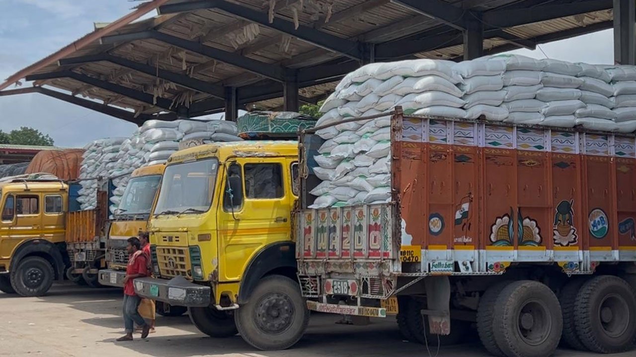 1,460 tons of rice arrived from India in one week
