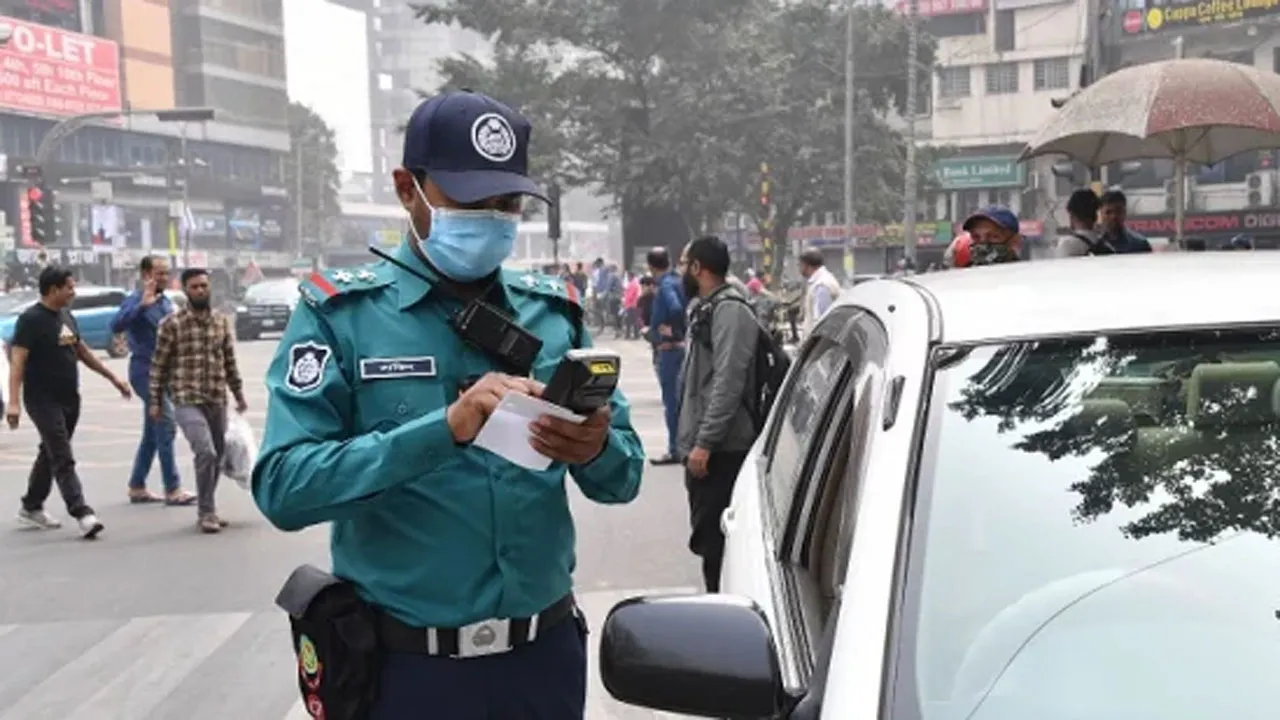 রাজধানীতে ট্রাফিক আইন লঙ্ঘনে দুই দিনে ৩১৬৫ মামলা