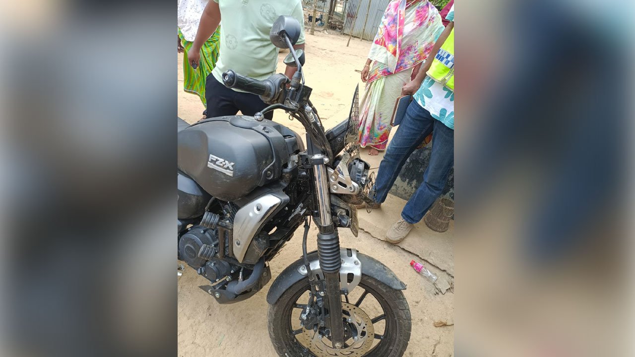 ঘাটাইলে মোটরসাইকেল দুর্ঘটনা