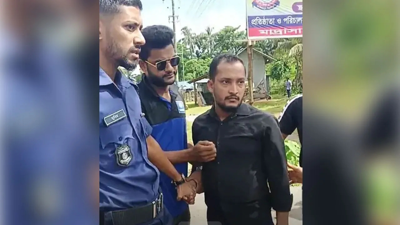 পিরোজপুরে নিষিদ্ধ ছাত্রলীগ নেতা আটক