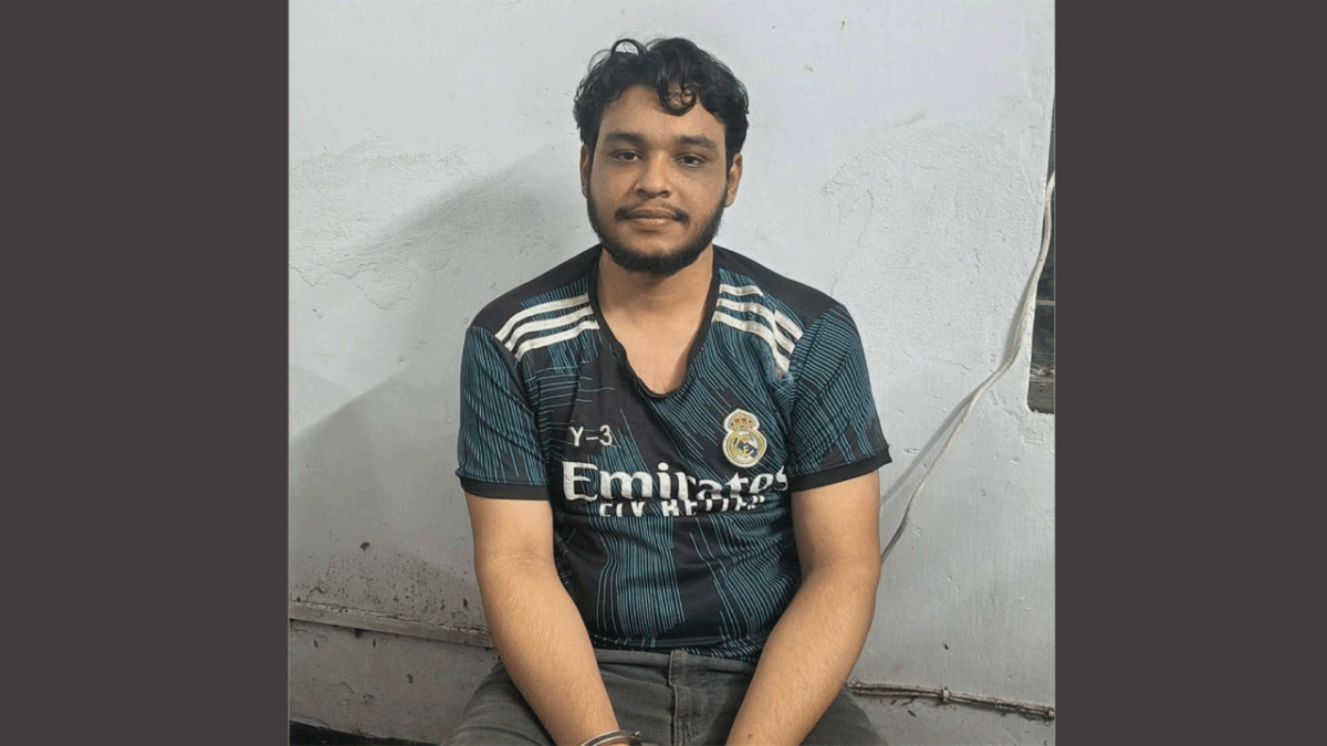 রাজারহাটে নিষিদ্ধ ছাত্রলীগ নেতা গ্রেফতার