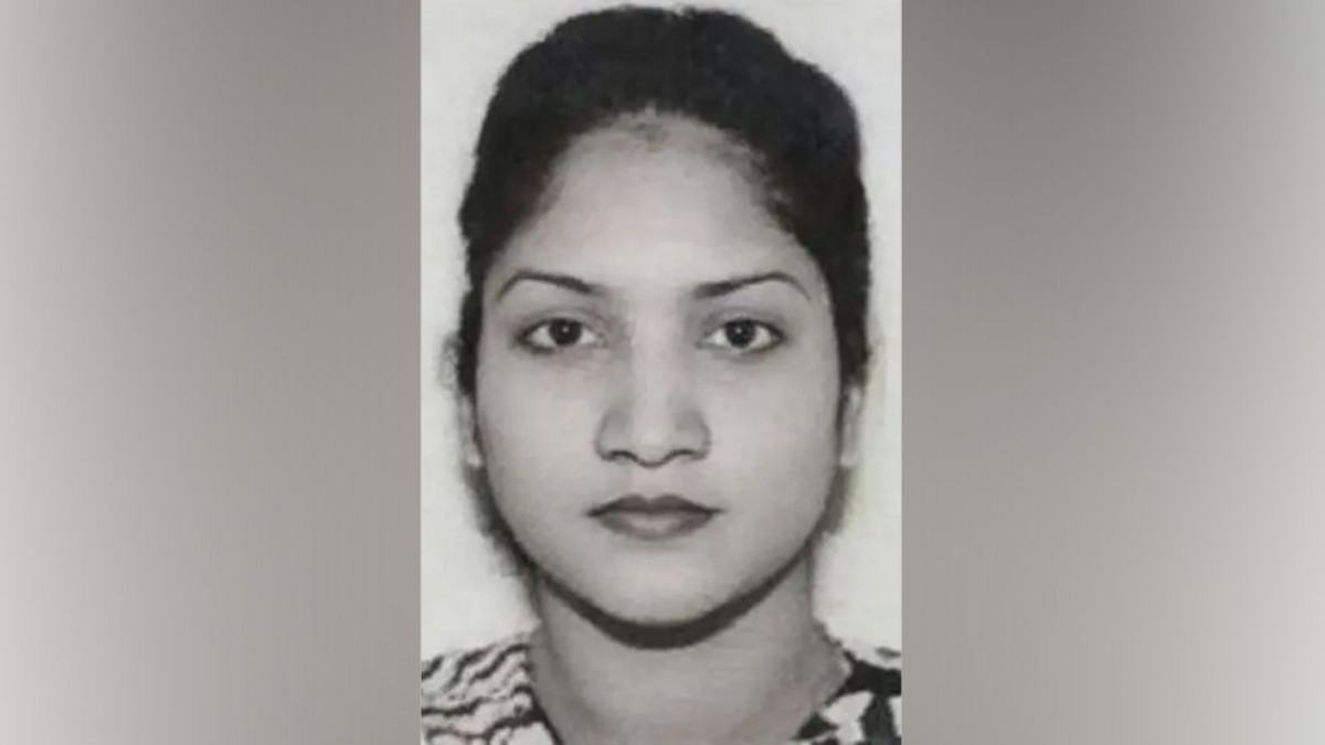 বনশ্রীতে বাস-মোটরসাইকেল সংঘর্ষে মাইলস্টোন শিক্ষিকা নিহত