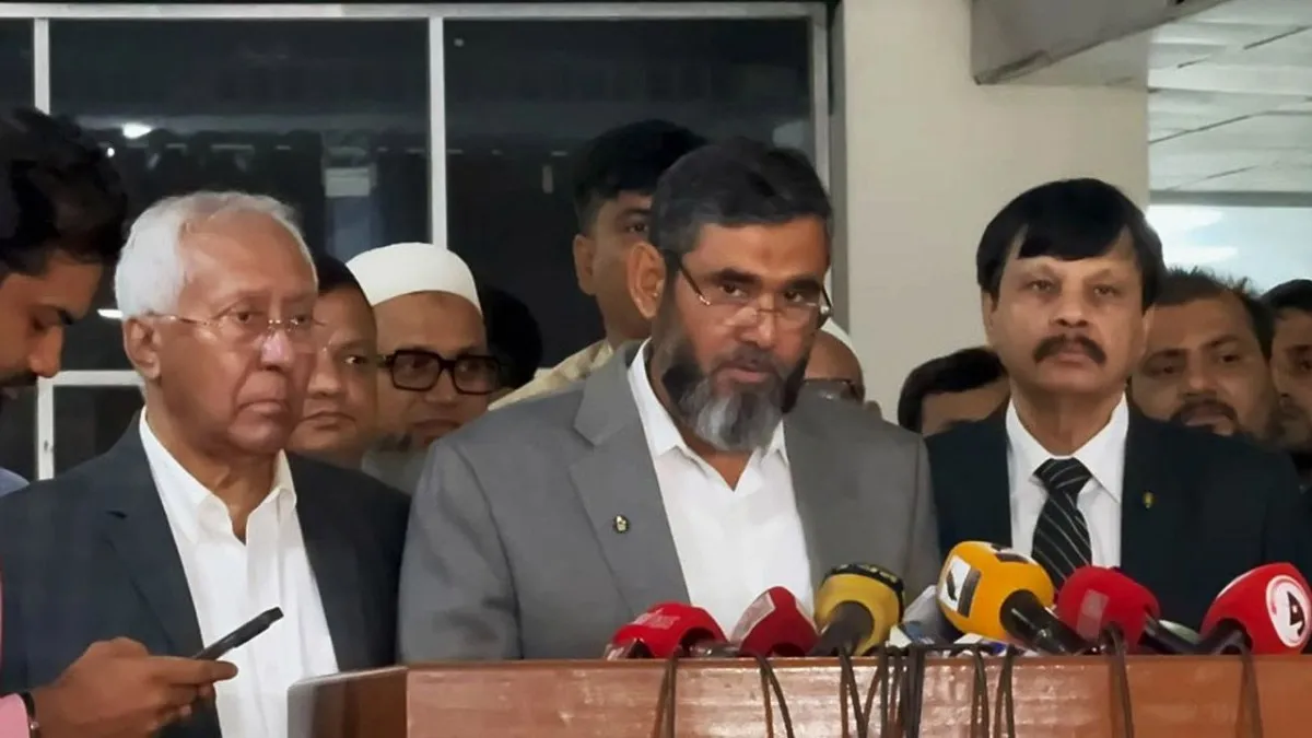উপনির্বাচনেও সেনা, আগামী জুনের আগেই ইউপি নির্বাচন সম্পন্ন