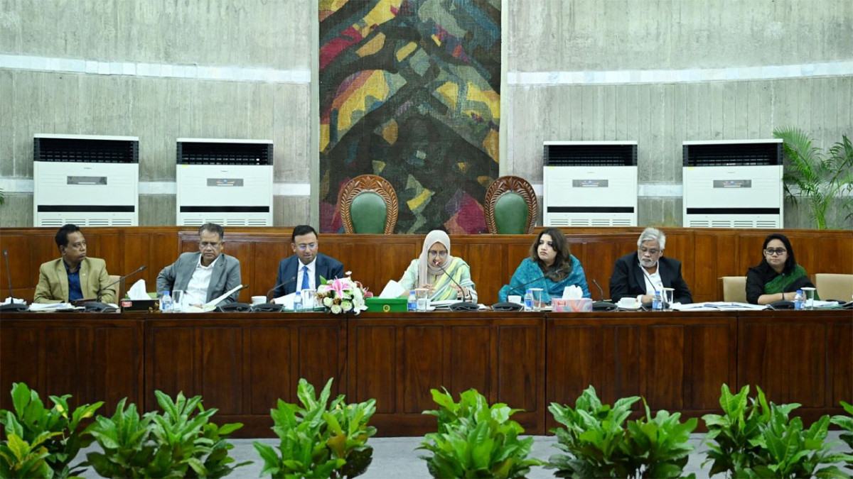 হাসিনাকে ফেরাতে কূটনৈতিক-আইনগত উদ্যোগ অব্যাহত