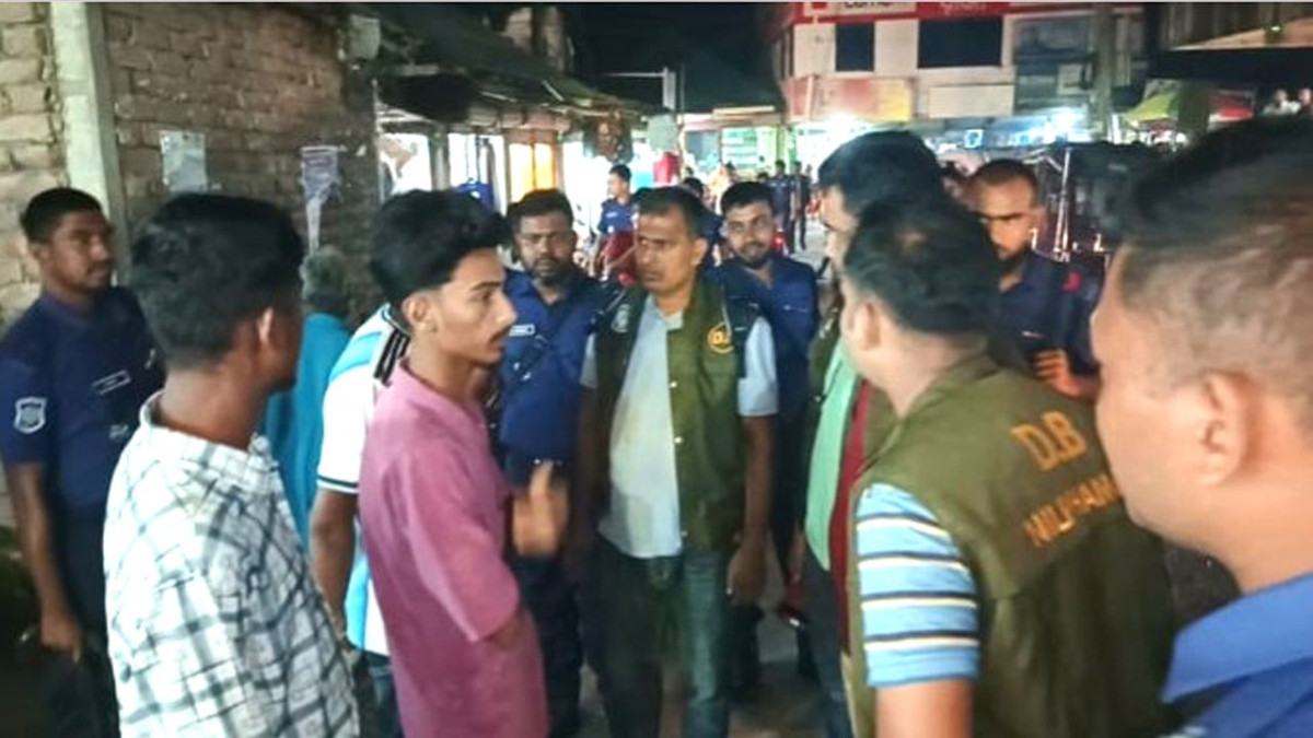 ডিমলায় কিশোরগ্যাং ও মাদকের বিরুদ্ধে যৌথ অভিযান