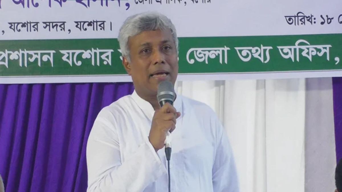 দেশের সব সেচ পাম্প পর্যায়ক্রমে সোলারে রূপান্তর করা হবে : বিদ্যুৎ প্রতিমন্ত্রী