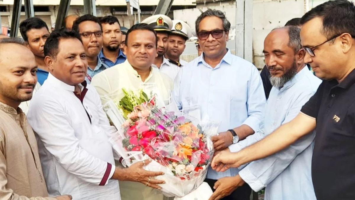 ভাসমান হাসপাতালে রূপান্তর হচ্ছে বিআইডব্লিউটিসির জাহাজ