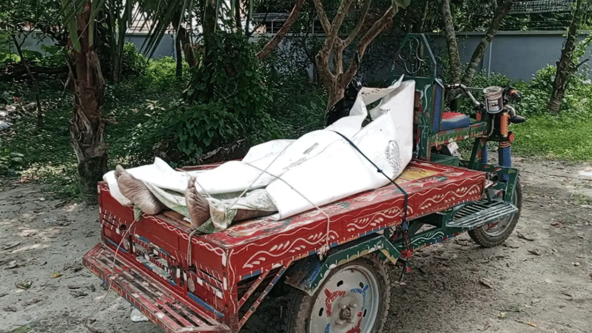 মাথাভাঙ্গা ব্রিজের নিচে ভাসমান অজ্ঞাতপরিচয় ব্যক্তির লাশ উদ্ধার