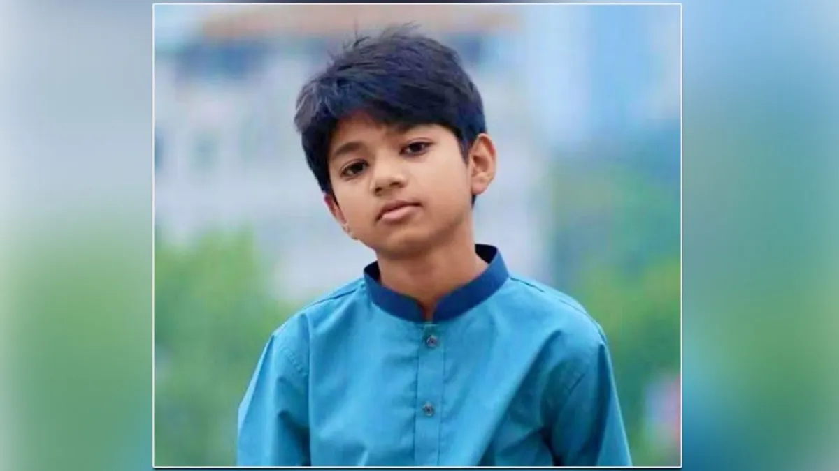 বন্ধুদের সাথে ছবি তুলতে গিয়ে কিশোর নিখোঁজ