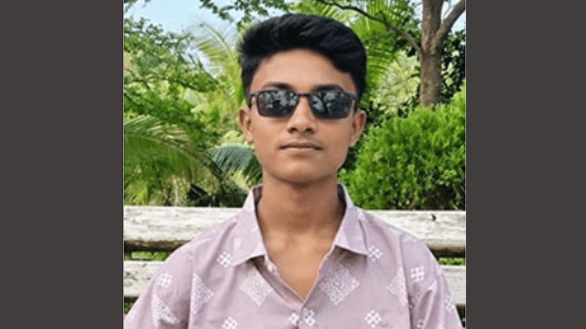 নদীতে সাঁতার কাটতে গিয়ে নিখোঁজ স্কুলছাত্রের লাশ উদ্ধার