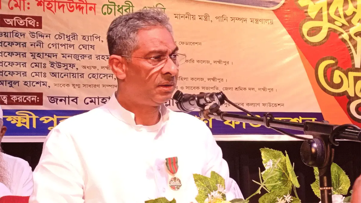 সরকারকে সুযোগ করে দিতে হবে : এ্যানি