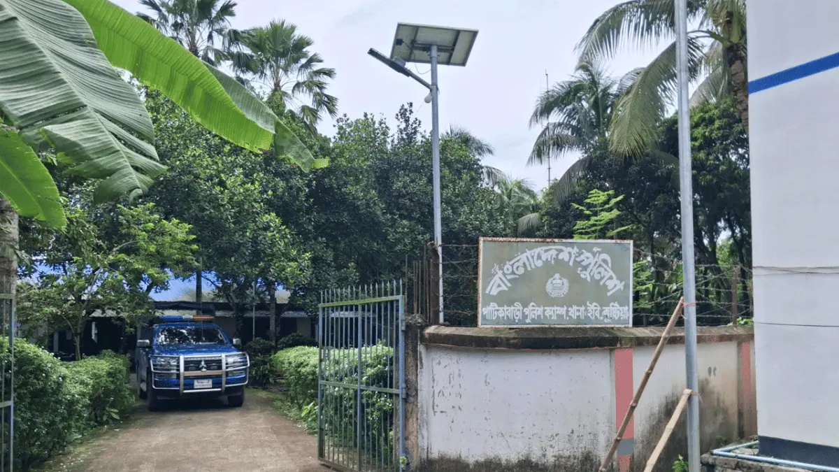 খাদ্যে বিষক্রীয়ায় কুষ্টিয়ায় পুলিশ ক্যাম্পের ১০ সদস্য অসুস্থ্য