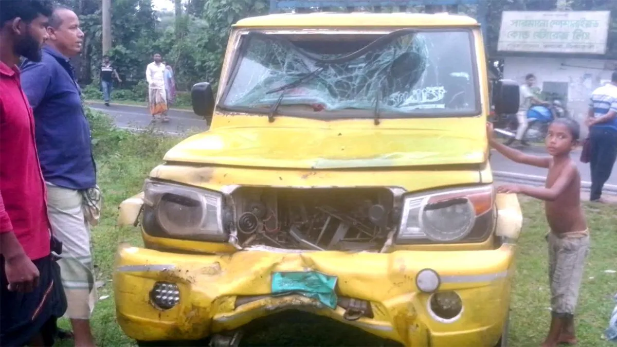 জলঢাকায় পিকআপ-মোটরসাইকেলের মুখোমুখি সংঘর্ষে স্বামী-স্ত্রী নিহত