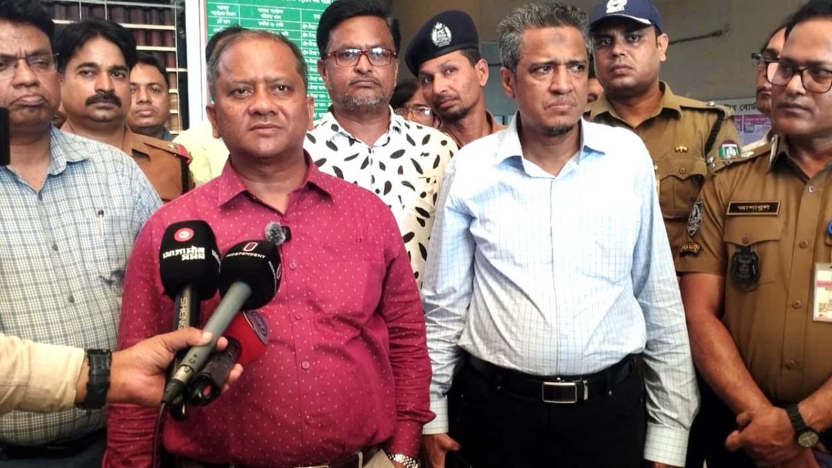 বিশ্ববিদ্যালয়ের শিক্ষার্থীরা রেলওয়ের প্রতিপক্ষ হতে পারে না