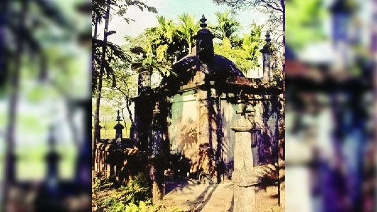 এক ডিমের মসজিদ ঘিরে ইতিহাসের অজানা রহস্য