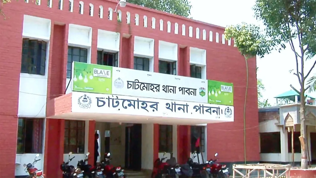চাটমোহরে ট্রলি ও অটোভ্যানের সংঘর্ষে নিহত ১