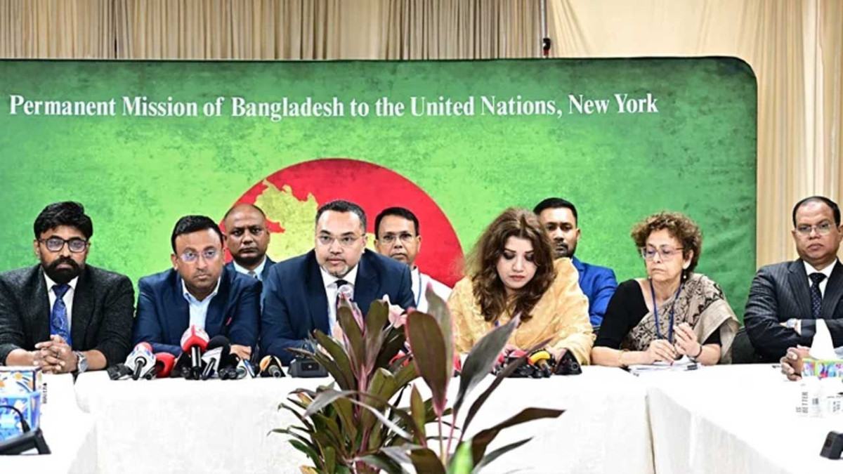 বিশ্বমঞ্চে জনস্বার্থ ও দেশের মর্যাদাকে অগ্রাধিকার দিচ্ছেন প্রধানমন্ত্রী