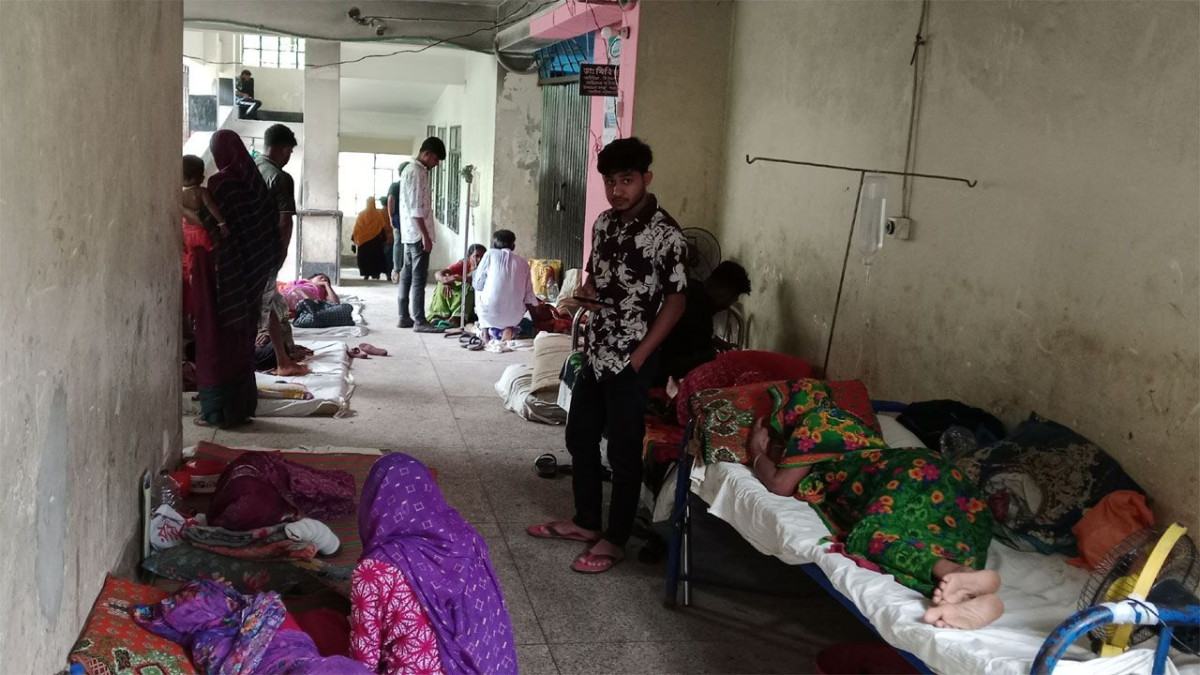 গলাচিপায় হাম ও ডেঙ্গু রোগের প্রকোপ, শয্যার চেয়ে তিনগুণ রোগী