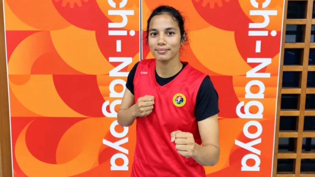 নাগোয়ায় পদক মঞ্চে প্রথম দেশের পতাকা ওড়ালেন জিন্নাত