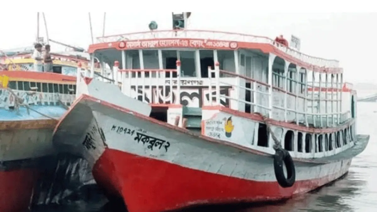 লঞ্চ থেকে নদীতে পড়ে যুবক নিখোঁজ, ৩ ঘণ্টায়ও আসেনি উদ্ধারকারী দল
