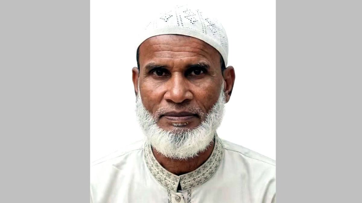 ধরতে ধরতেই চোখের পলকে পানিতে ভেসে গেল ভাই