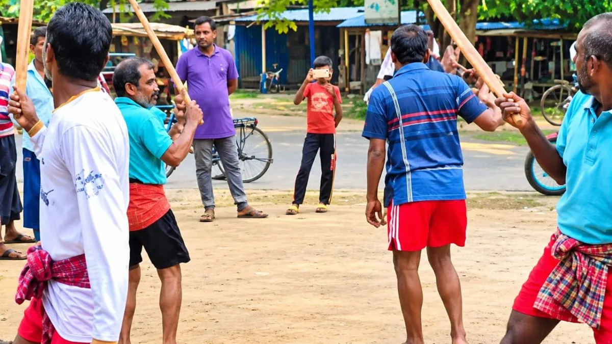 জীবননগরে ঐতিহ্যবাহী লাঠি খেলা, লাঠিয়ার বাহিনীর কসরতে মুগ্ধ দর্শক