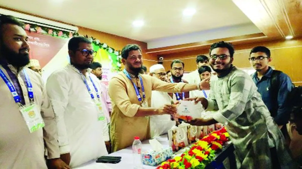 দক্ষ ও দেশপ্রেমিক নাগরিক গড়ার আহ্বান ড. মাসুদের