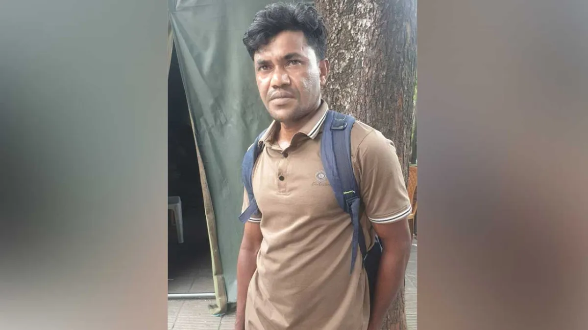 প্রধানমন্ত্রীর বাসভবনের সামনে থেকে সন্দেহভাজন যুবক আটক