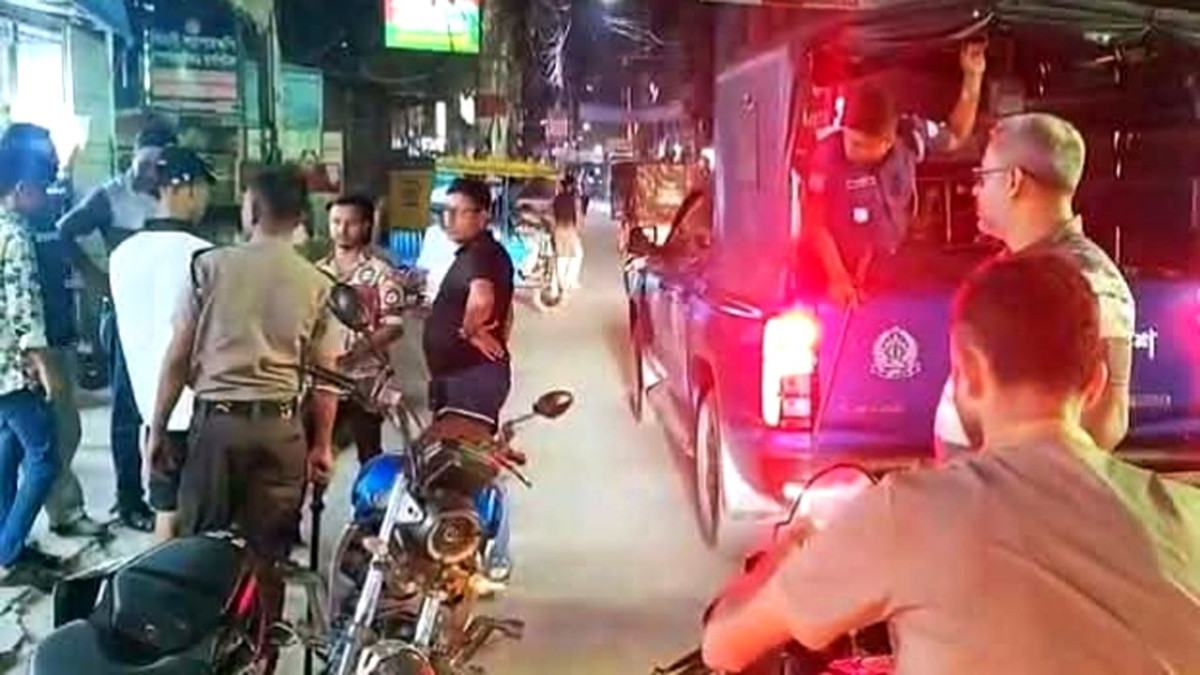 কুমিল্লায় কিশোর গ্যাংবিরোধী অভিযান, আটক ২৫৪