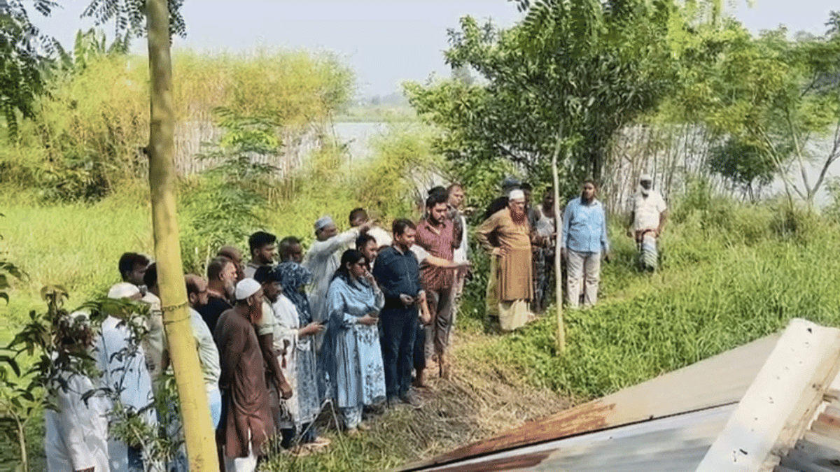 ধলেশ্বরীর ভাঙনকবলিত এলাকা পরিদর্শনে ইউএনও