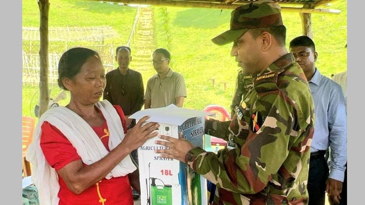 লক্ষ্মীছড়িতে সেনাবাহিনীর উদ্যোগে কৃষি ব্যবস্থাপনা প্রশিক্ষণ, সনদ ও উপকরণ বিতরণ