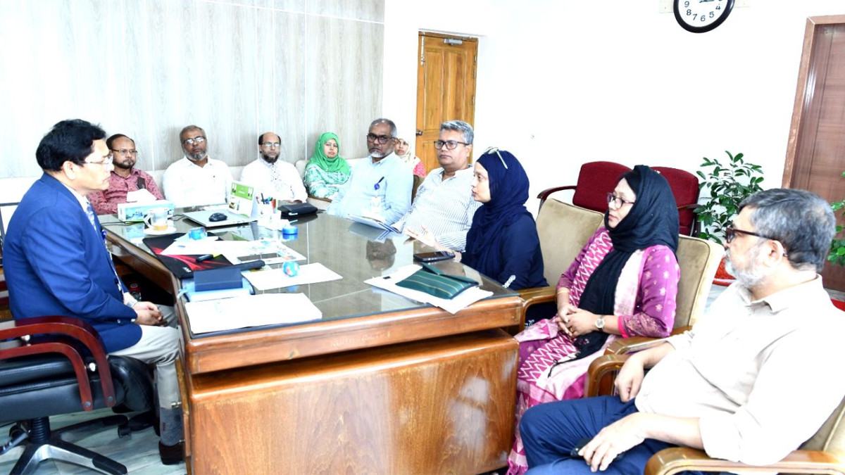 অ্যাপ্লাইড আইসিটিতে ৯০০ মাস্টার ট্রেইনার তৈরি করবে জাতীয় বিশ্ববিদ্যালয়